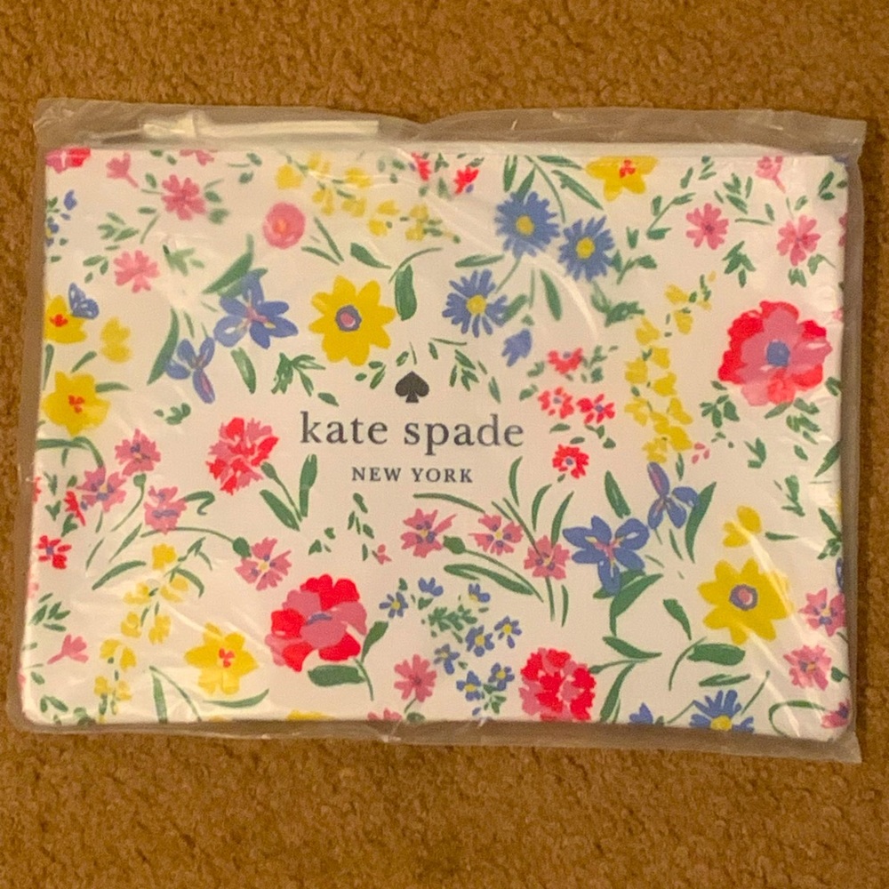 NEW Kate Spade New England Floral Makeup Pouch Stationary Bag